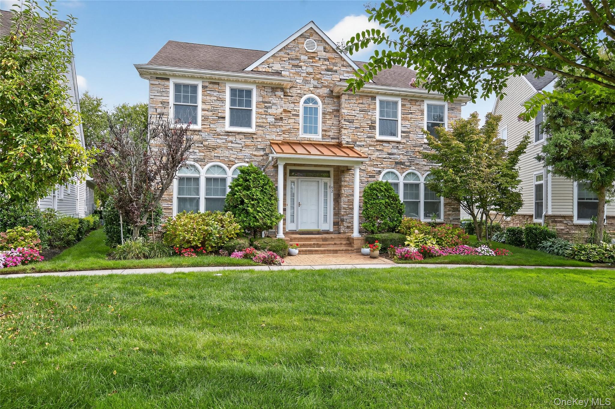 #2 photo, 92 W Overlook, ナッソー郡 Port Washington , NY 11050