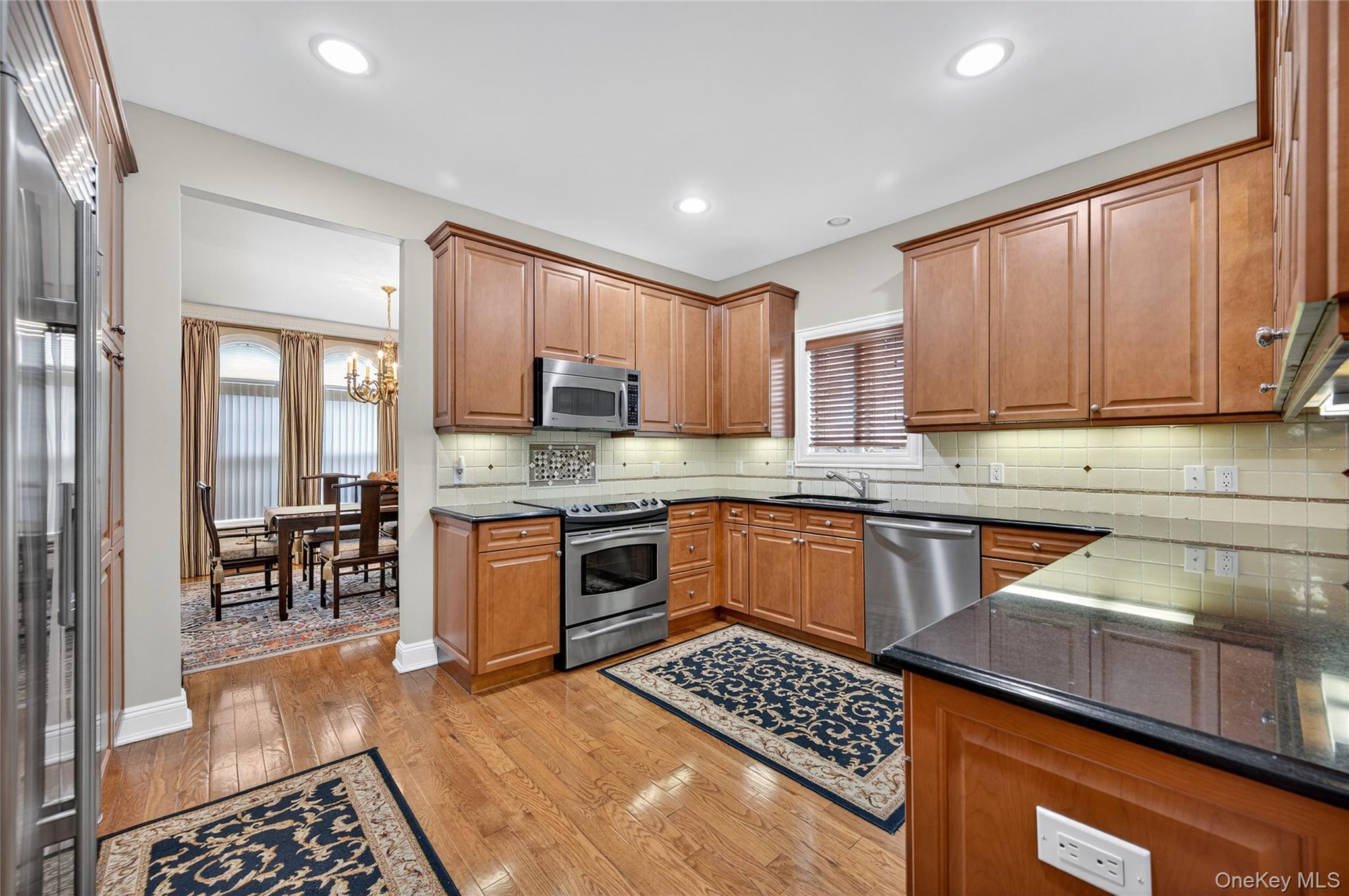 #8 photo, 92 W Overlook, ナッソー郡 Port Washington , NY 11050