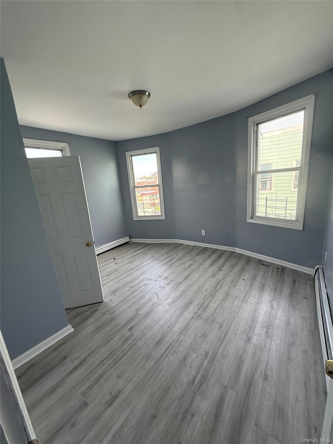 #16 photo, 2343 Gleason Avenue, ブロンクス区 Bronx , NY 10462