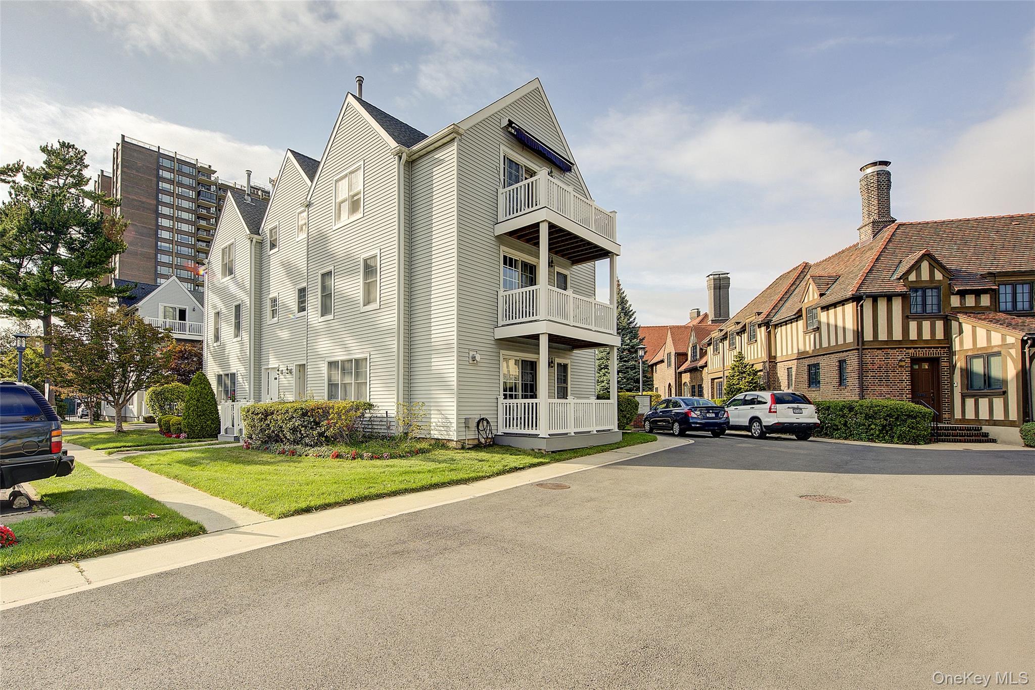 #2 photo, 168-03 Powells Cove Boulevard, Beechhurst , NY 11357