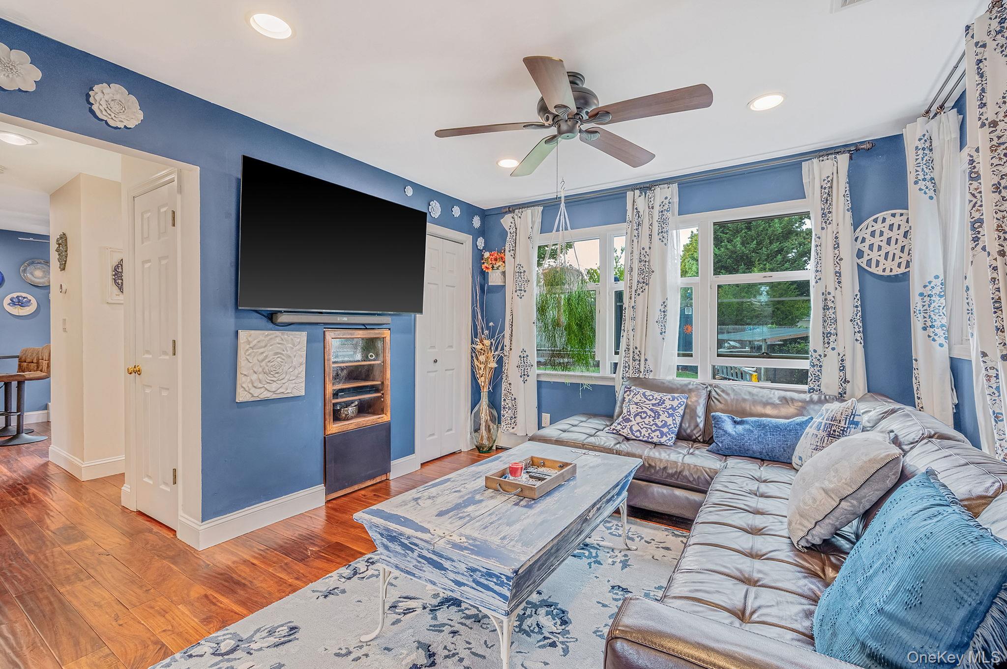 #6 photo, 63 Sherwood Drive, East Islip , NY 11730