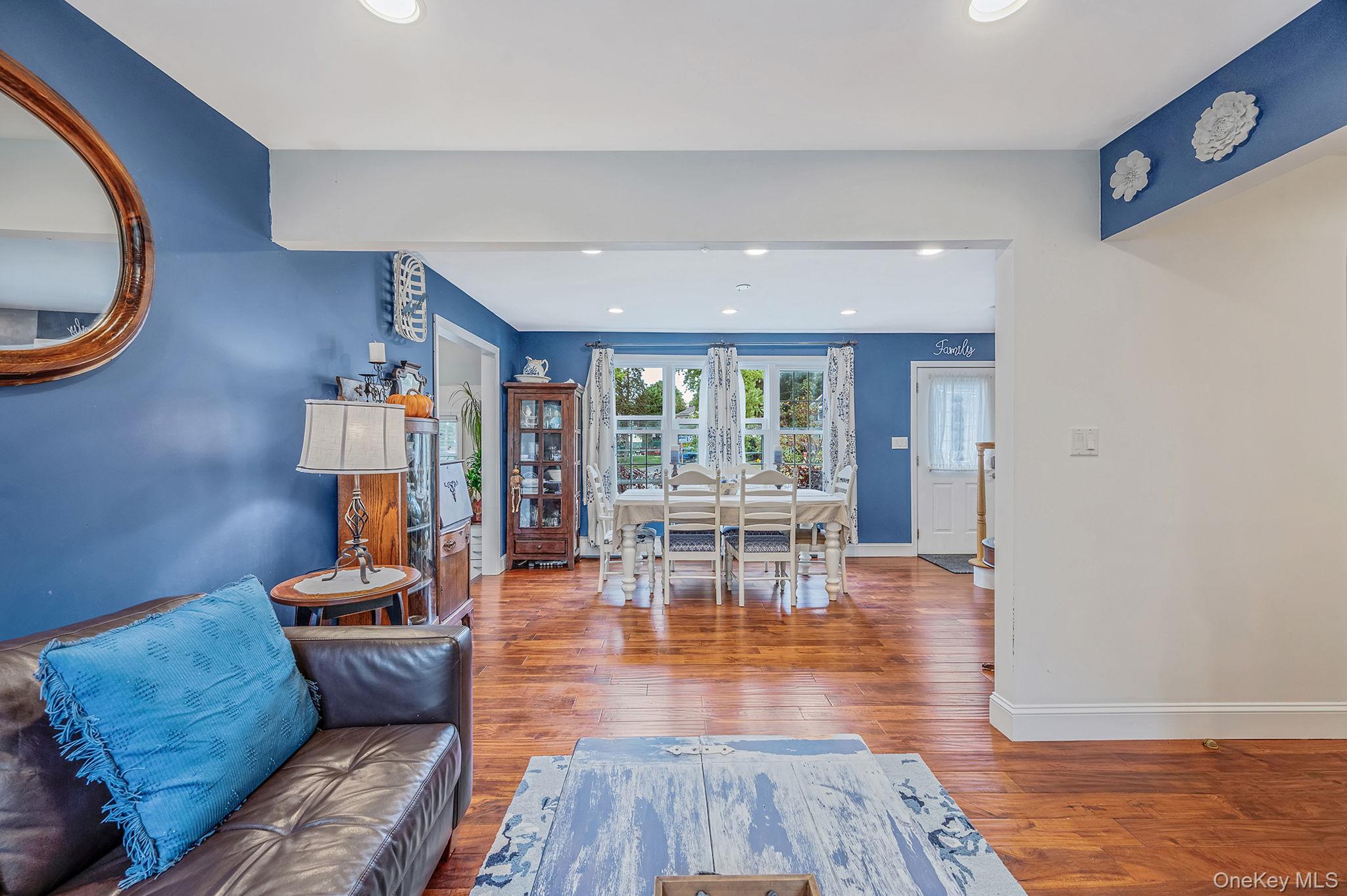 #8 photo, 63 Sherwood Drive, East Islip , NY 11730