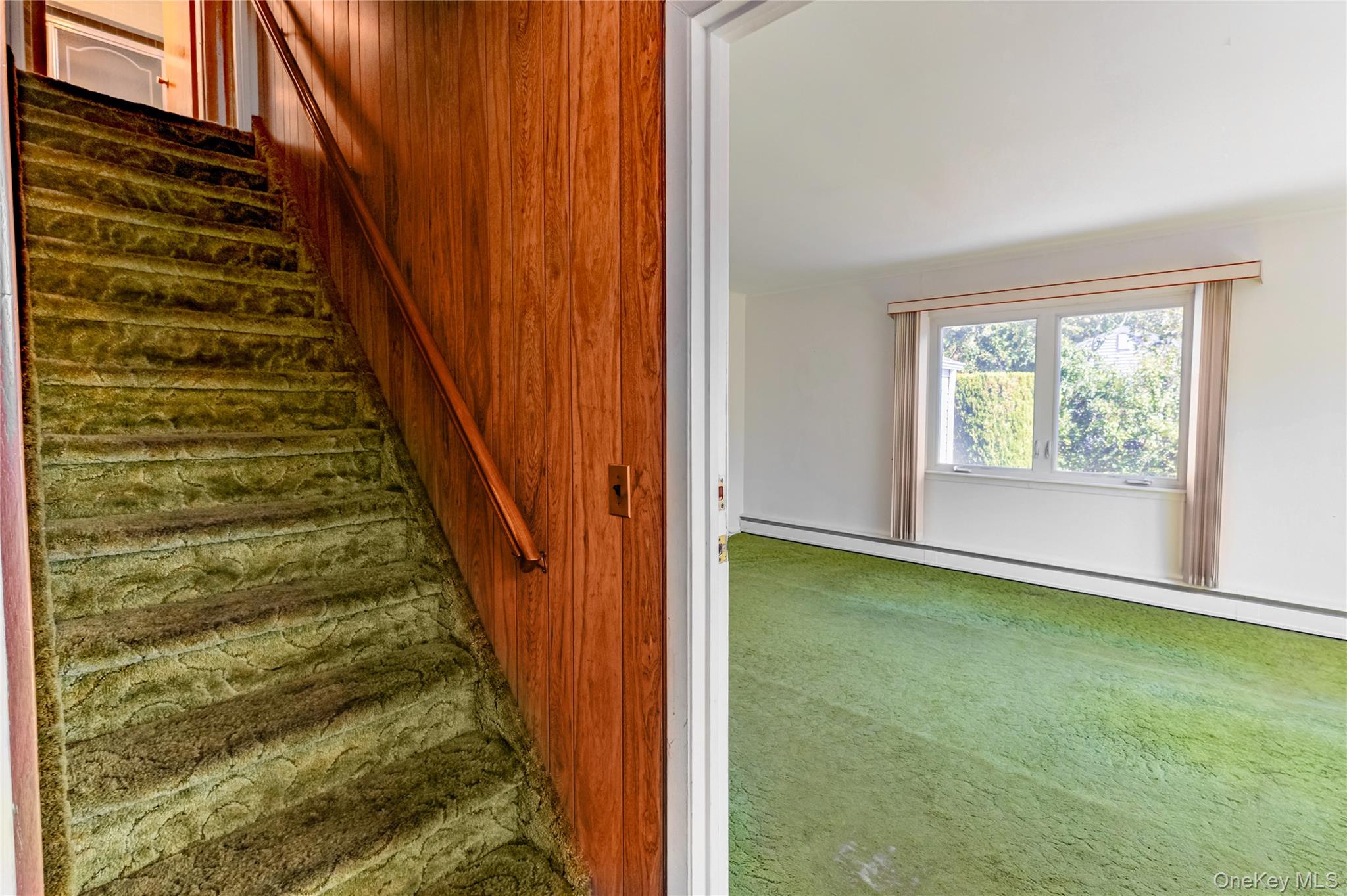 #11 photo, 219 Jericho Street, सफ़ोक काउंटी East Islip , NY 11730