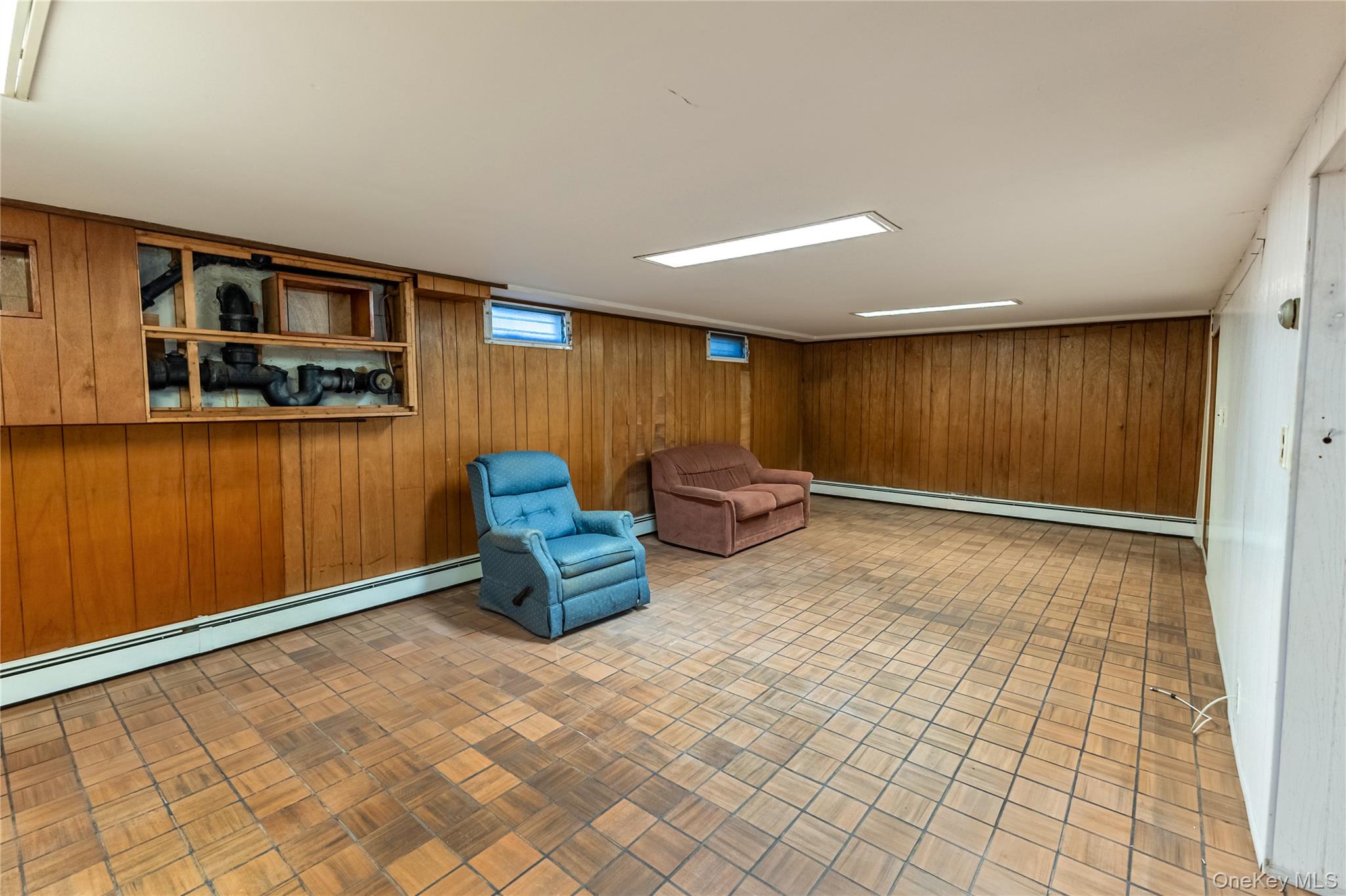 #18 photo, 219 Jericho Street, सफ़ोक काउंटी East Islip , NY 11730