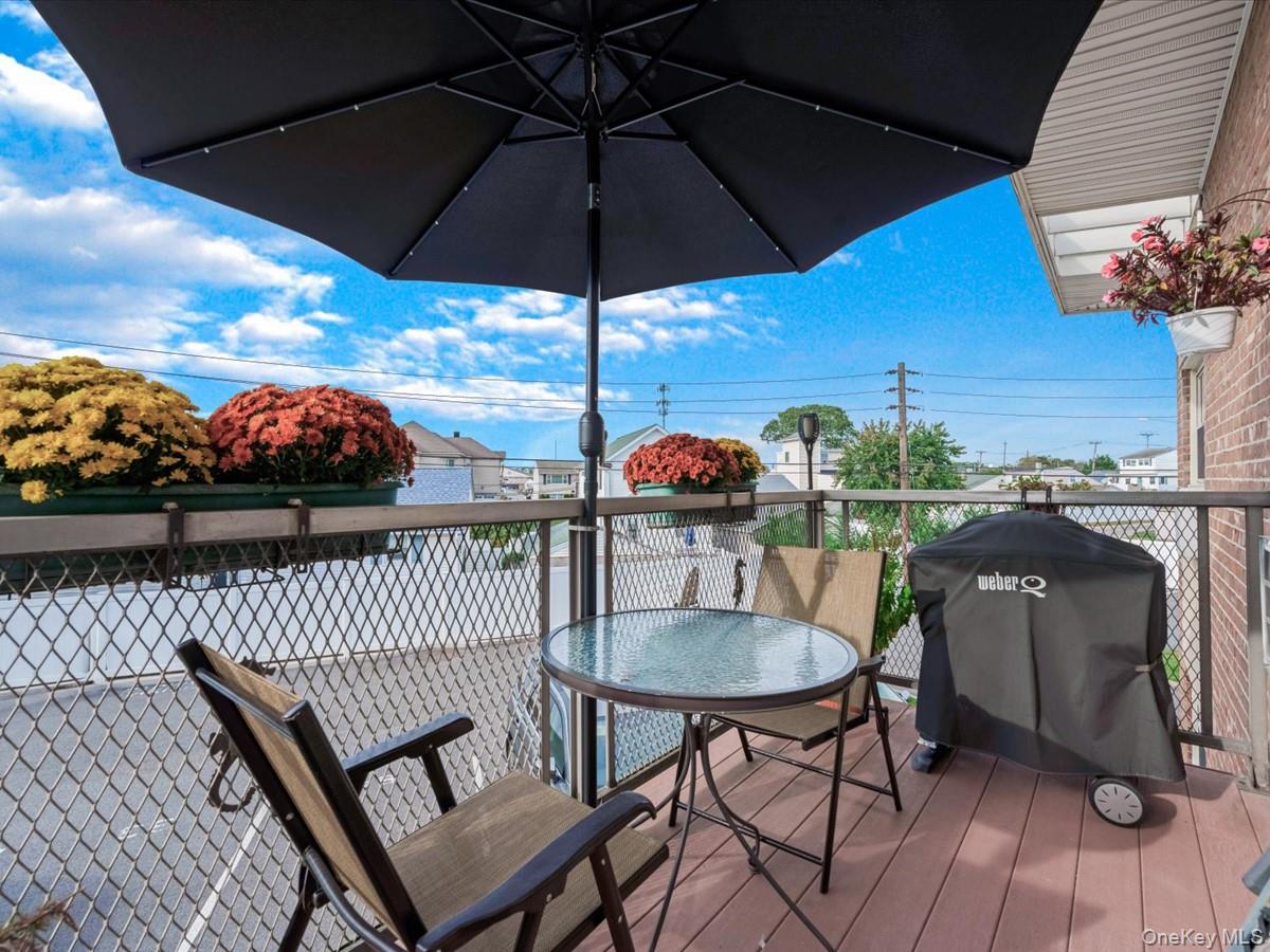 #14 photo, 4 Rose Street, Oceanside , NY 11572