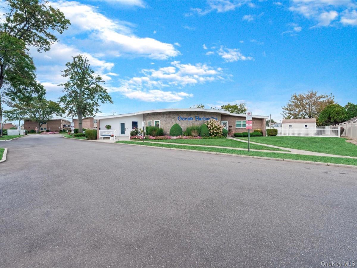 #18 photo, 4 Rose Street, Oceanside , NY 11572