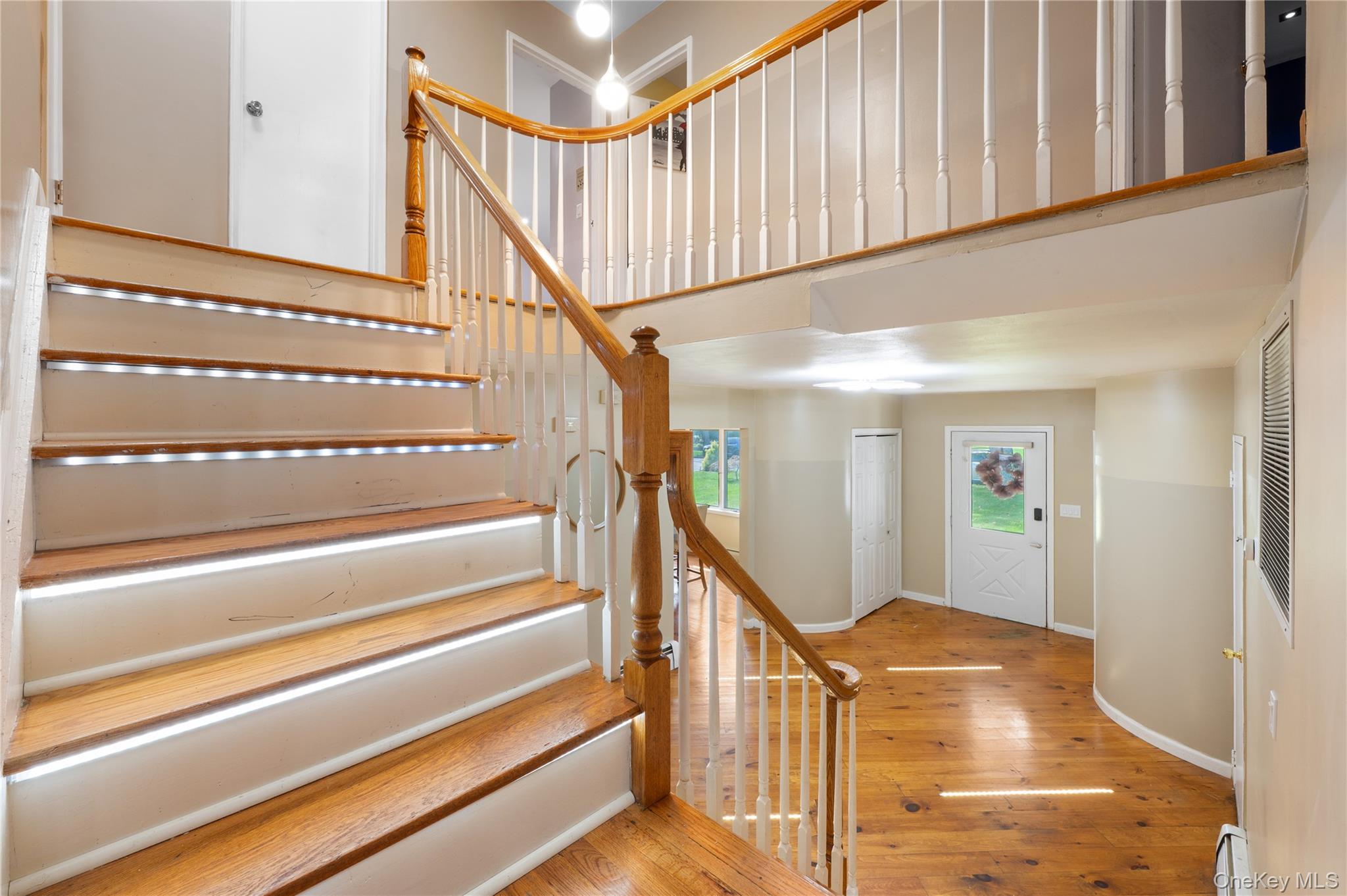 #11 photo, 5 Canterbury Drive, Coram , NY 11727