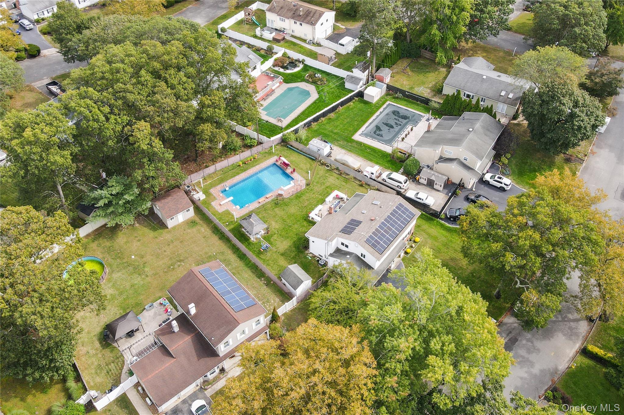 #2 photo, 5 Canterbury Drive, Coram , NY 11727