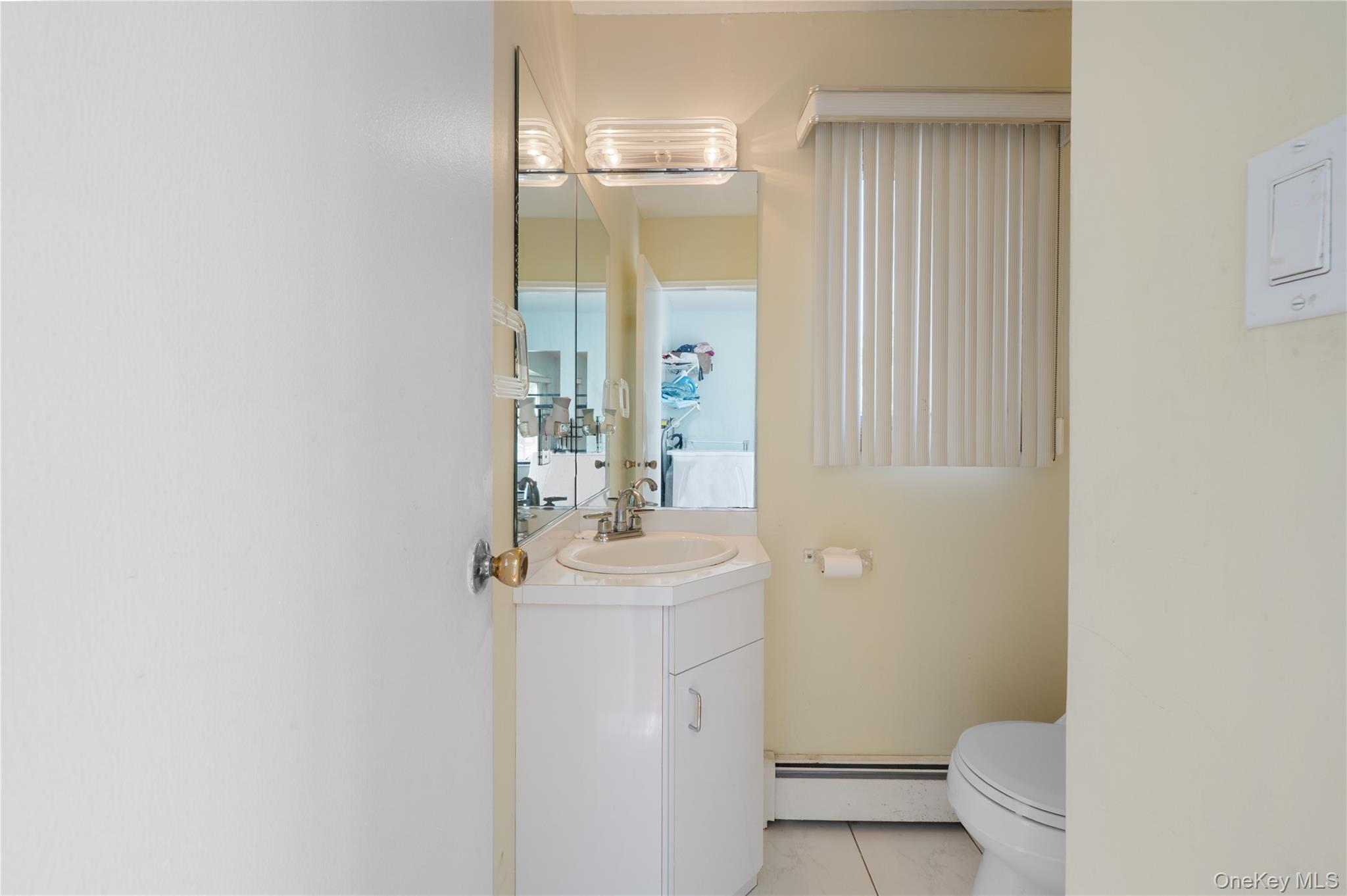 #9 photo, 5 Canterbury Drive, Coram , NY 11727