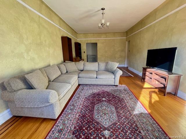 #3 photo, 35-34 84th Street, クイーンズ区 Jackson Heights , NY 11372