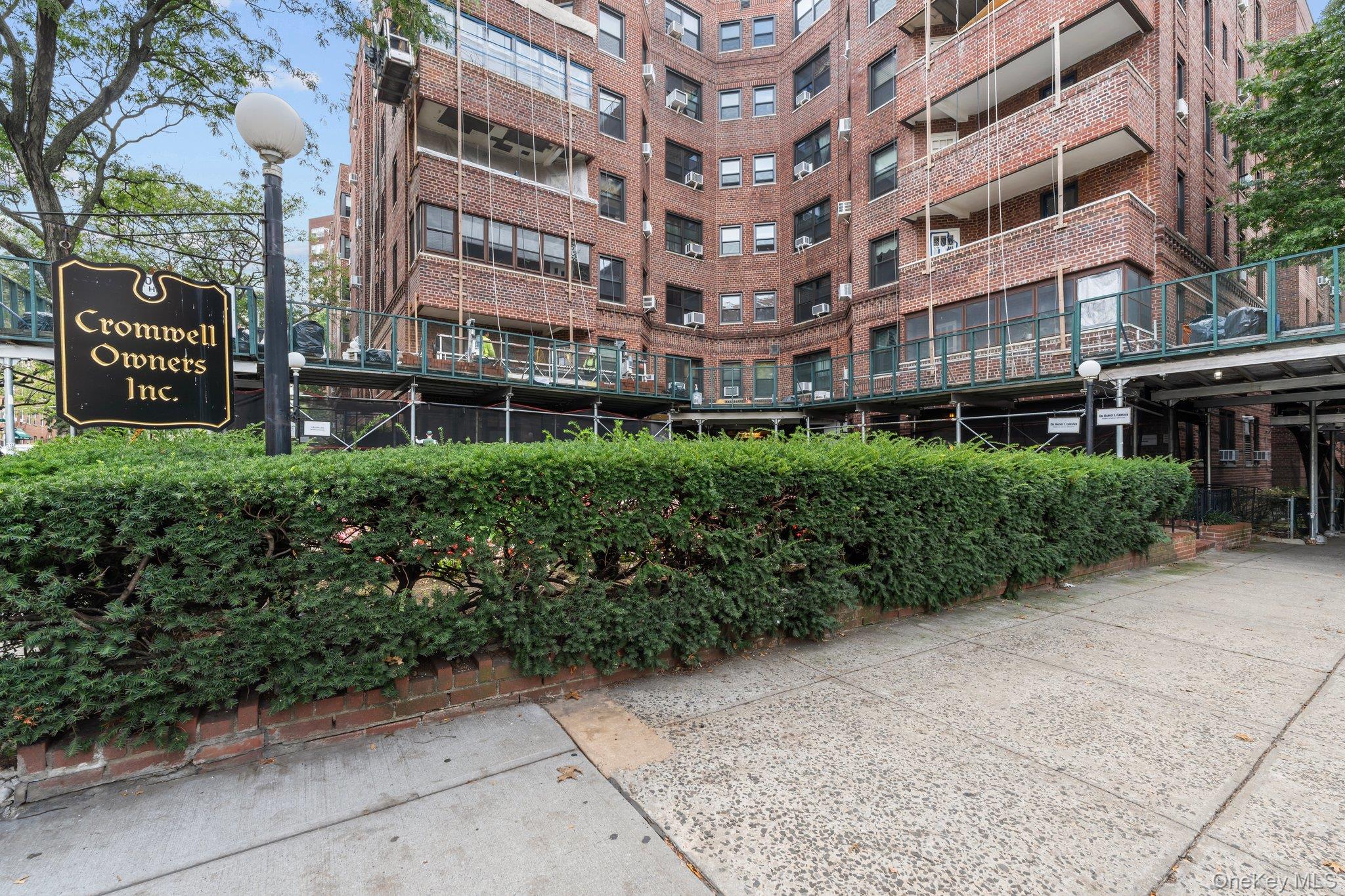 #1 photo, 69-60 108th Street, Forest Hills , NY 11375
