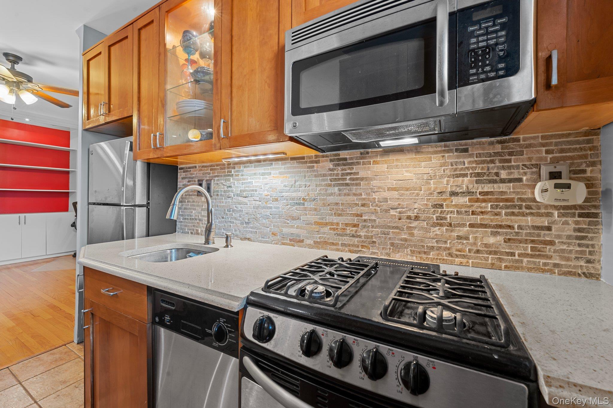 #12 photo, 69-60 108th Street, Forest Hills , NY 11375