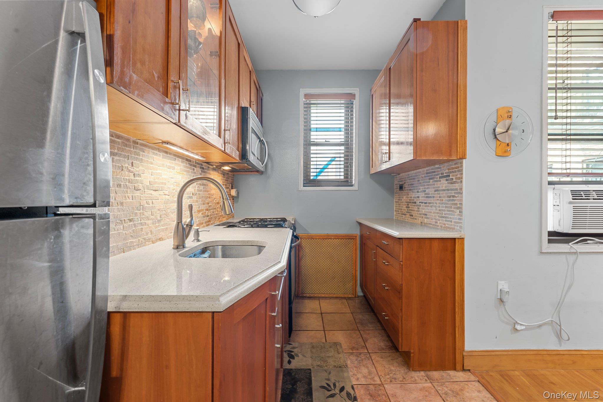 #14 photo, 69-60 108th Street, Forest Hills , NY 11375