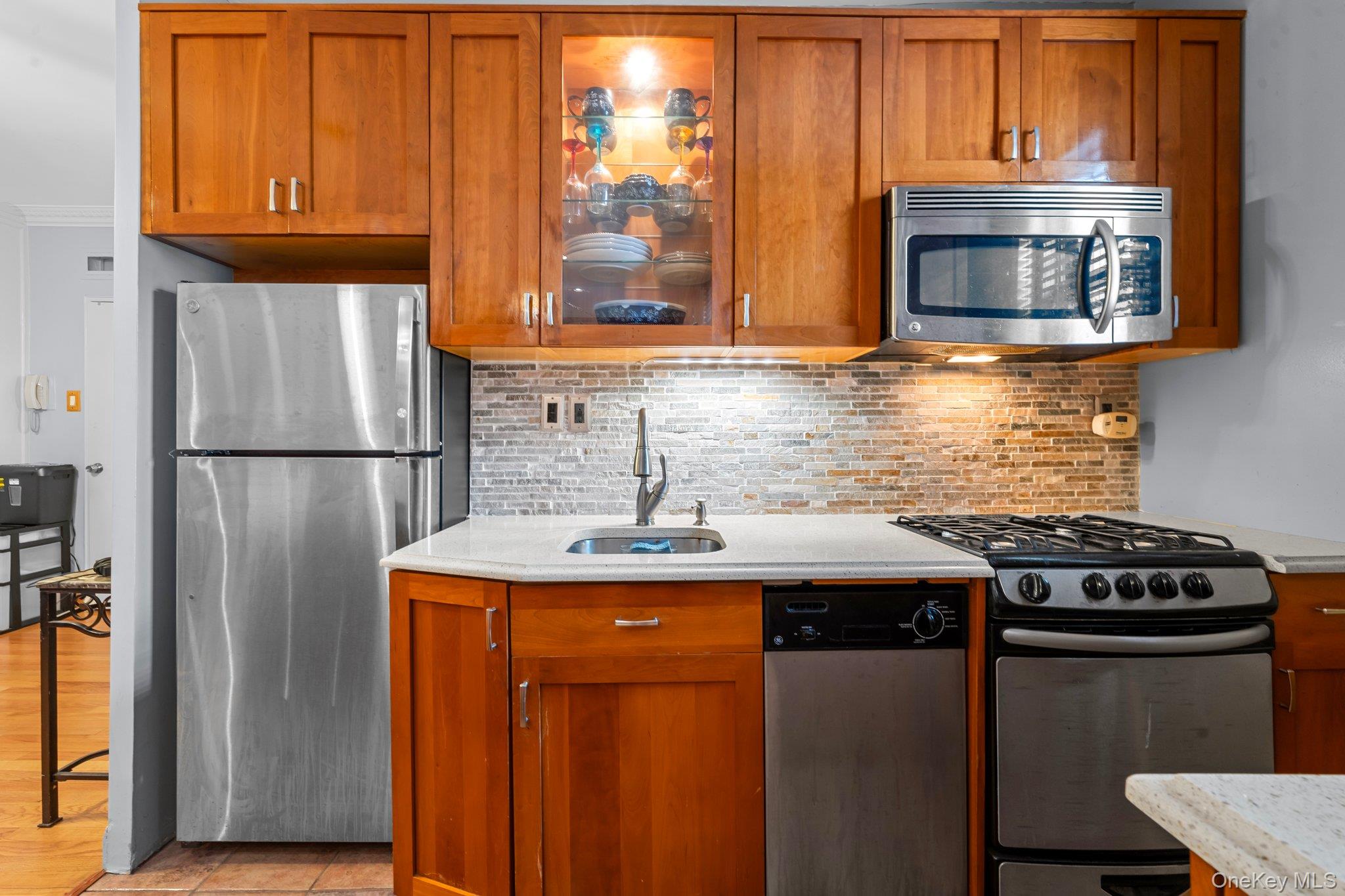 #15 photo, 69-60 108th Street, Forest Hills , NY 11375