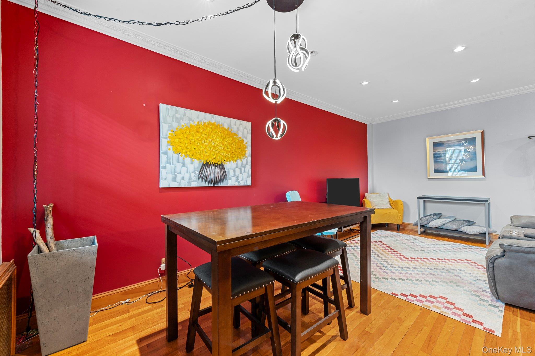 #8 photo, 69-60 108th Street, Forest Hills , NY 11375