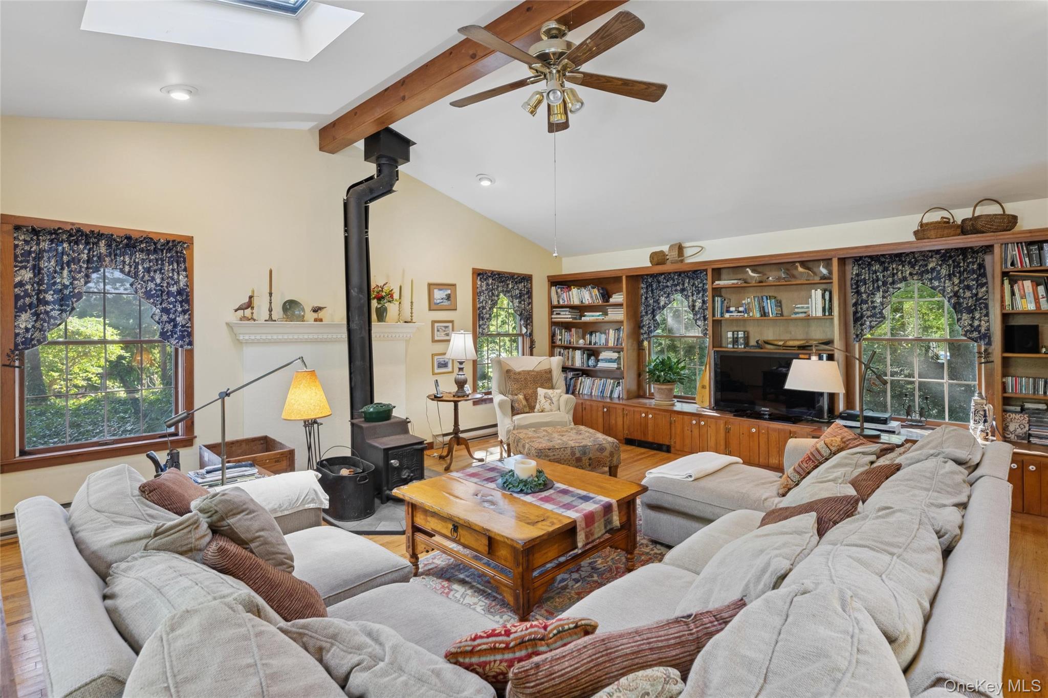 #19 photo, 1420 Laurelwood Drive, Laurel , NY 11948