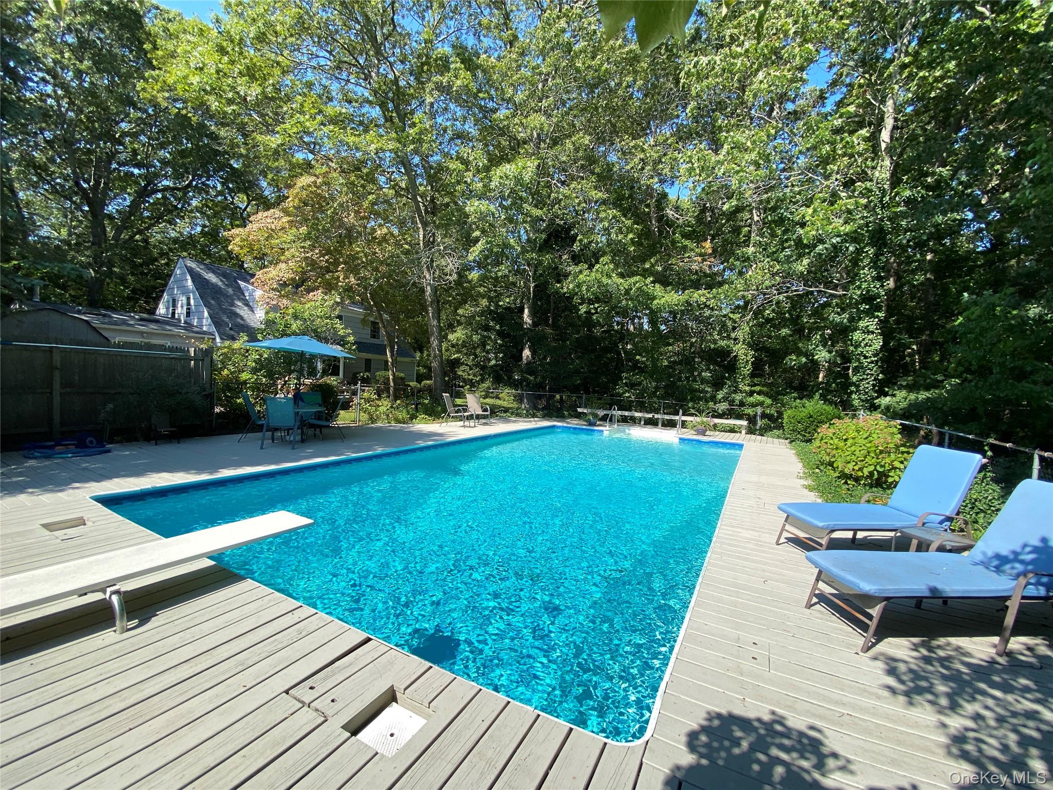 #5 photo, 1420 Laurelwood Drive, Laurel , NY 11948