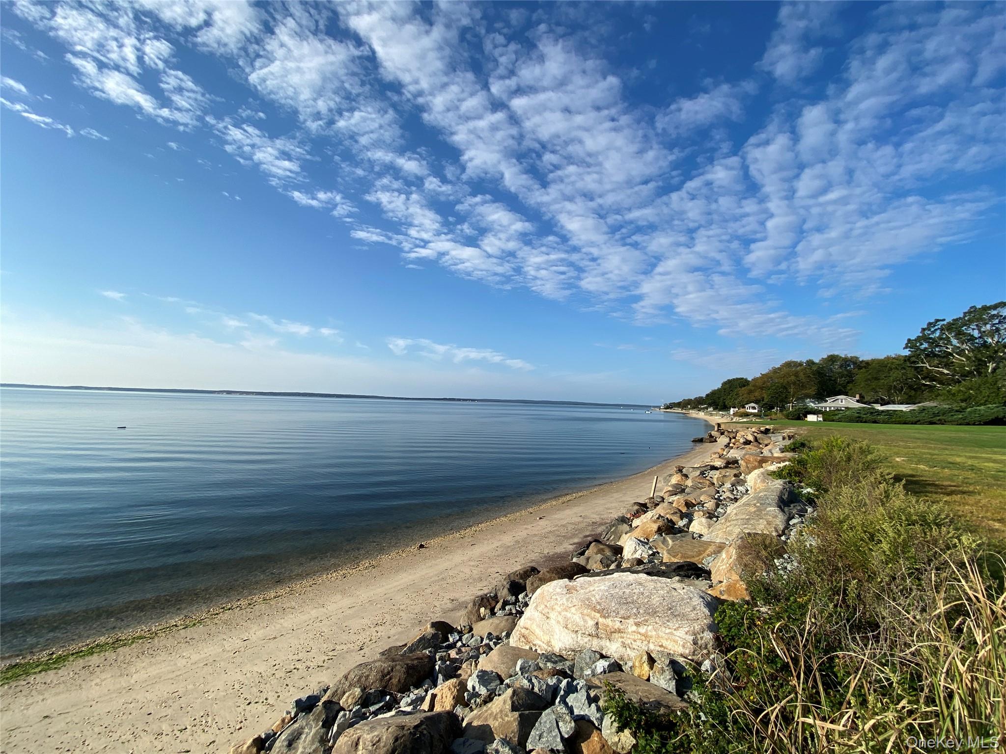 #8 photo, 1420 Laurelwood Drive, Laurel , NY 11948