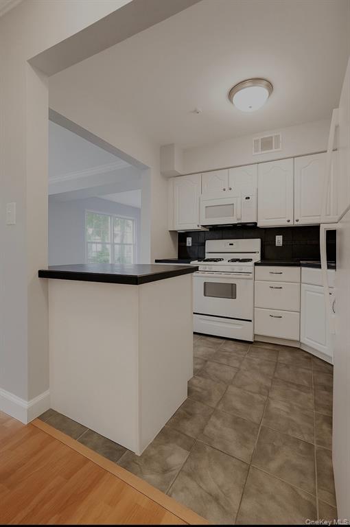 #8 photo, 209 Fairview Circle, サフォーク郡 Middle Island , NY 11953