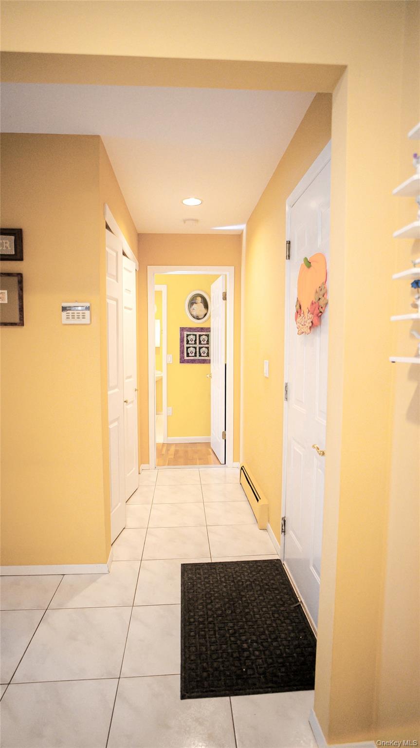 #10 photo, 62 Burton Lane, Commack , NY 11725