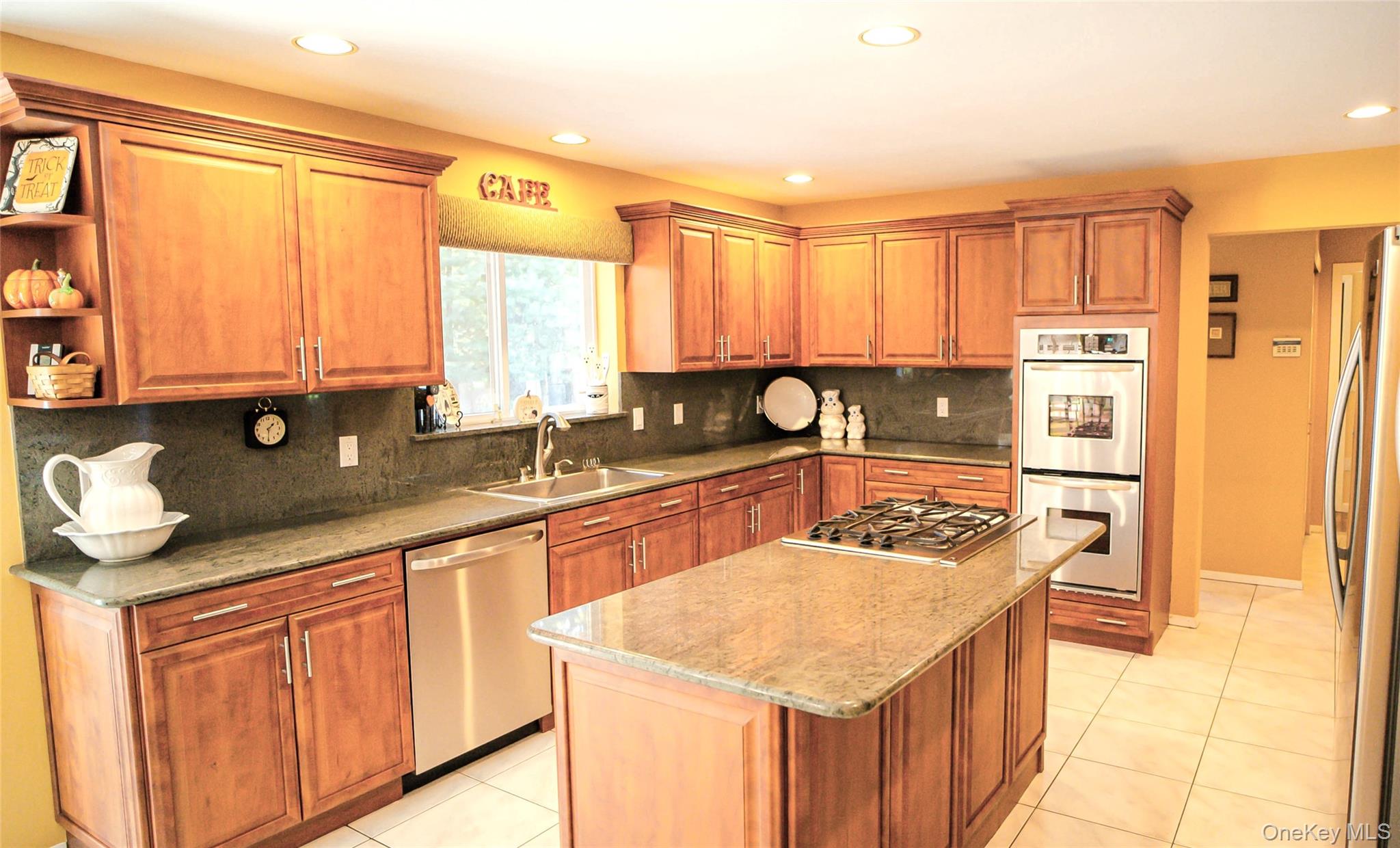 #12 photo, 62 Burton Lane, Commack , NY 11725