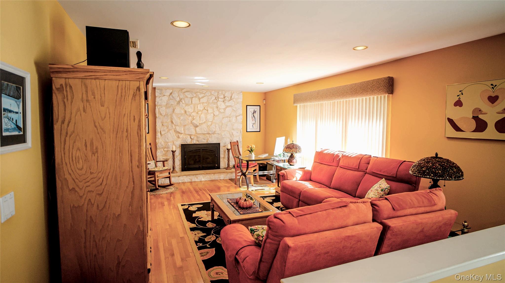 #17 photo, 62 Burton Lane, Commack , NY 11725