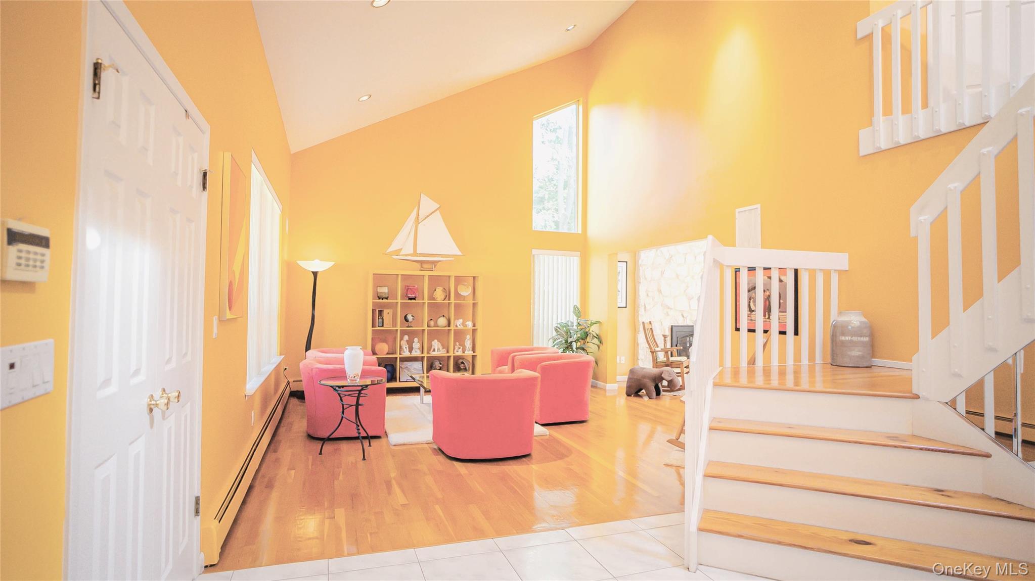 #4 photo, 62 Burton Lane, Commack , NY 11725