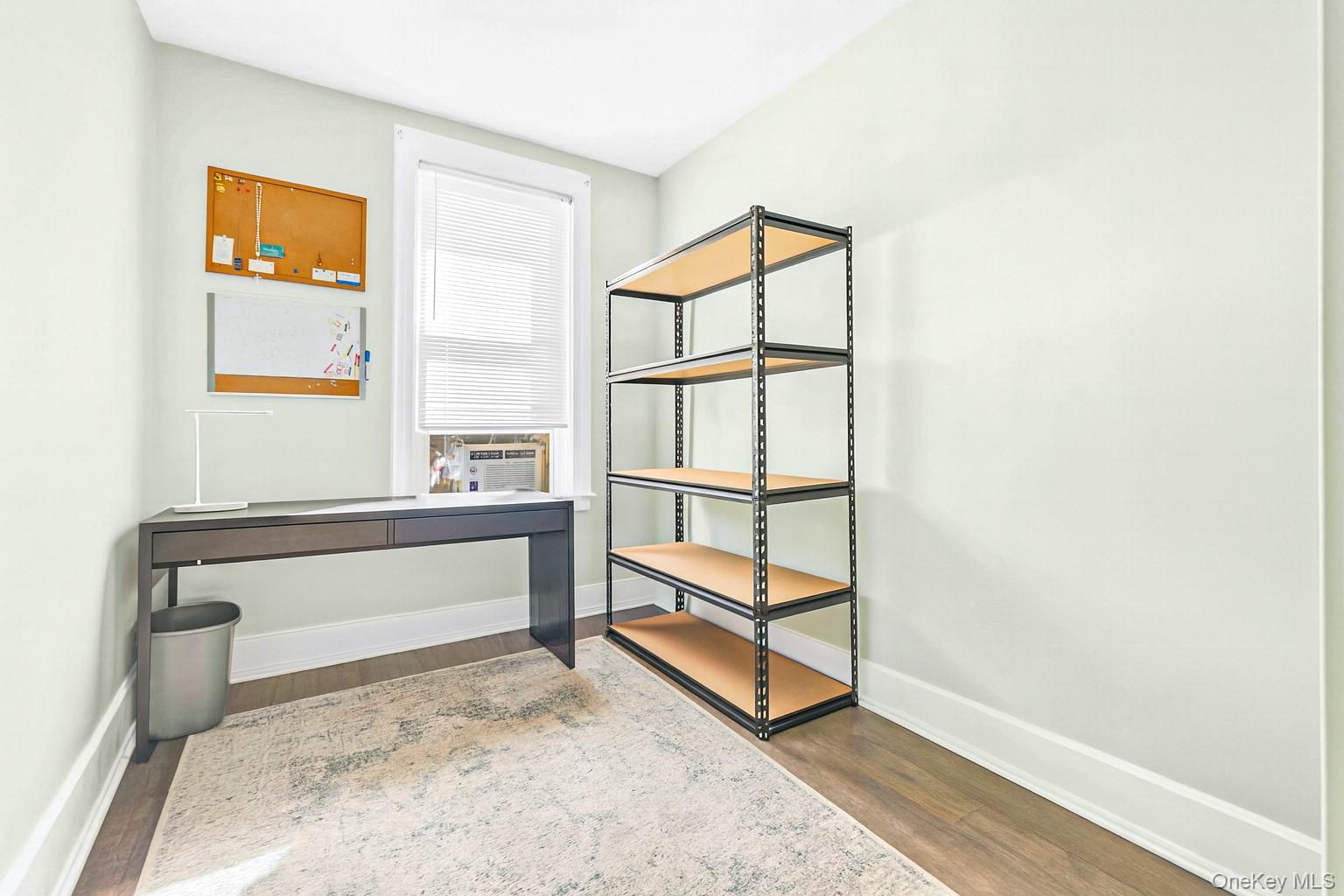 #17 photo, 20-56 46th Street, अस्टोरिया Astoria , NY 11105