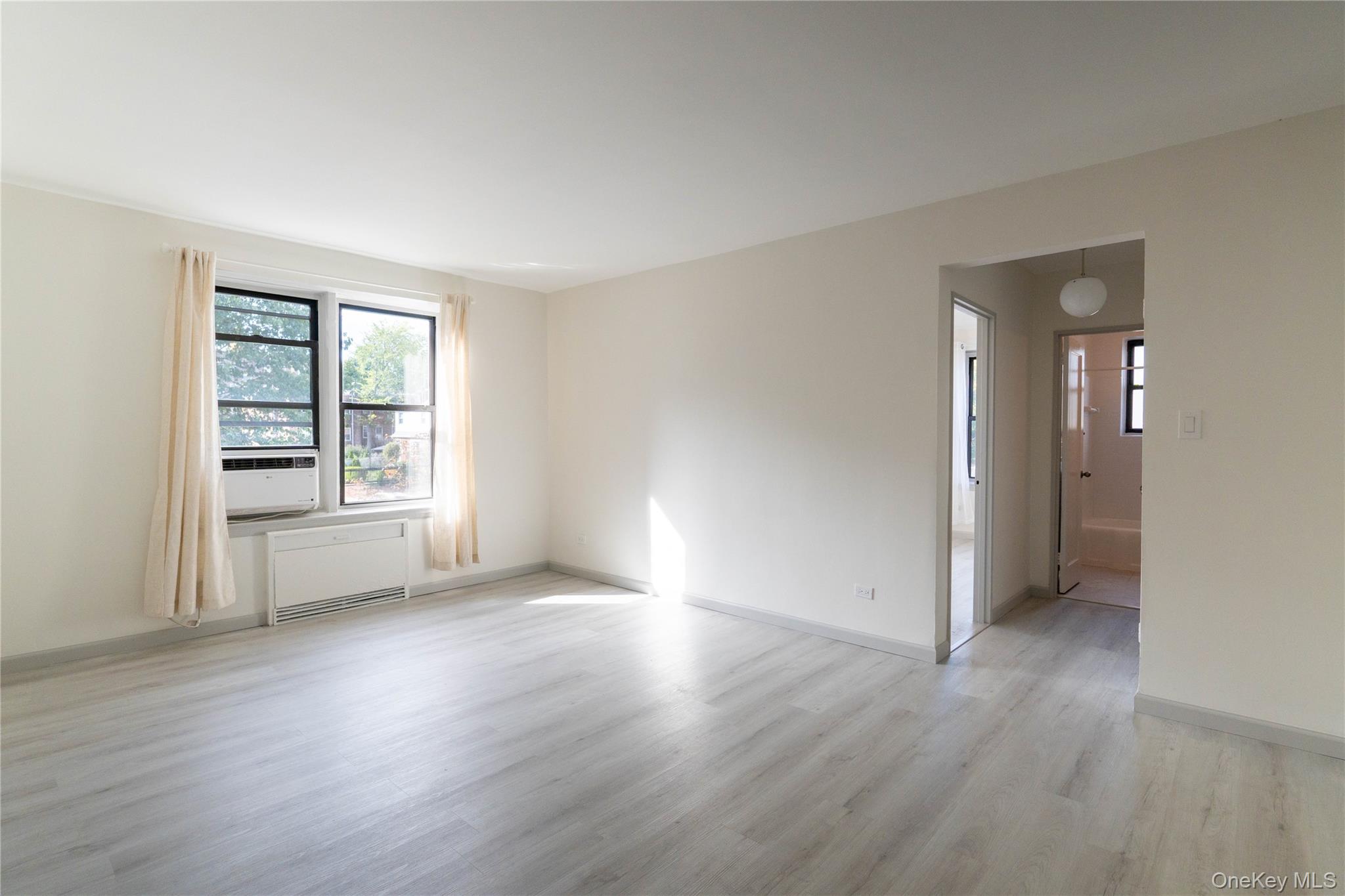 #3 photo, 170-06 Crocheron Avenue, Flushing , NY 11358