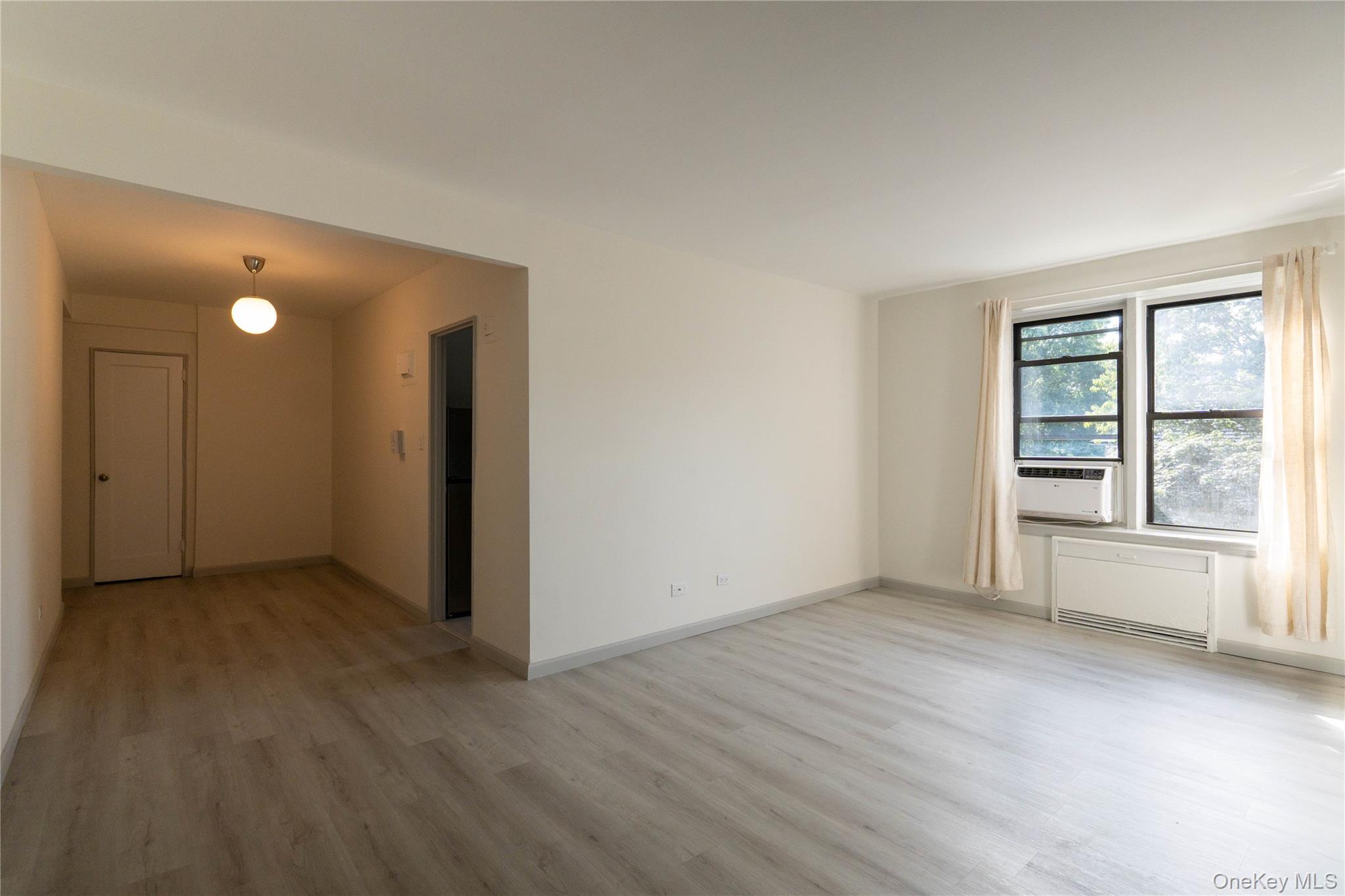 #5 photo, 170-06 Crocheron Avenue, Flushing , NY 11358