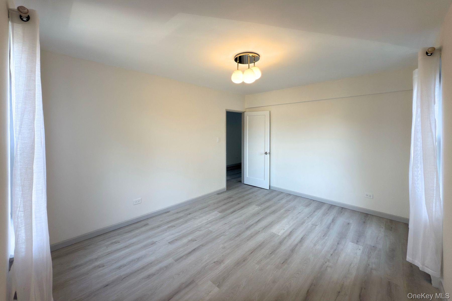 #8 photo, 170-06 Crocheron Avenue, Flushing , NY 11358