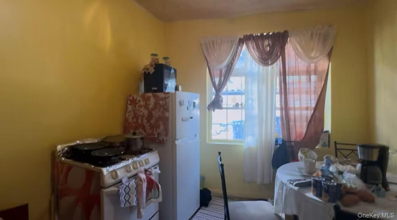 #8 photo, 105-04 Liberty Avenue, クイーンズ区 Ozone Park , NY 11417