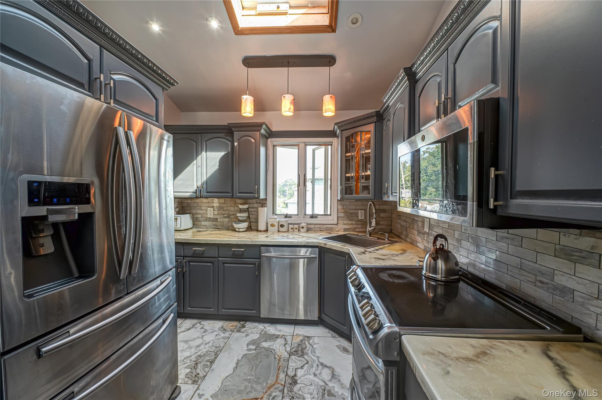 #13 photo, 1 Buchanan Avenue, Wheatley Heights , NY 11798