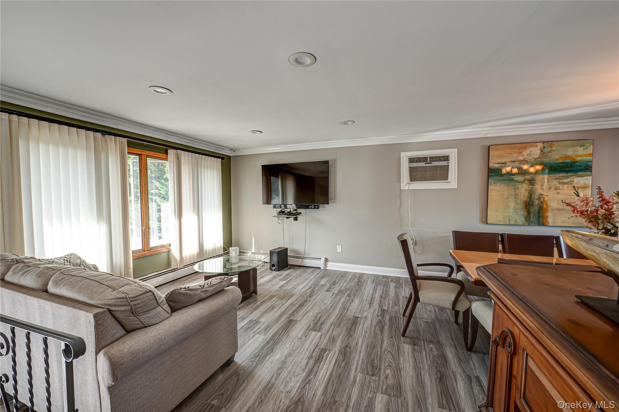 #14 photo, 1 Buchanan Avenue, Wheatley Heights , NY 11798