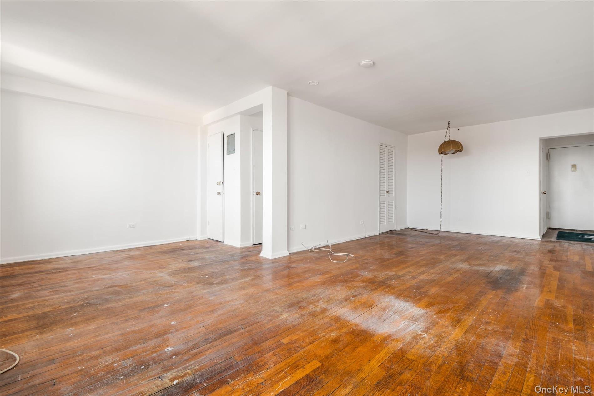 #6 photo, 34-43 60 Street, クイーンズ区 Woodside , NY 11377