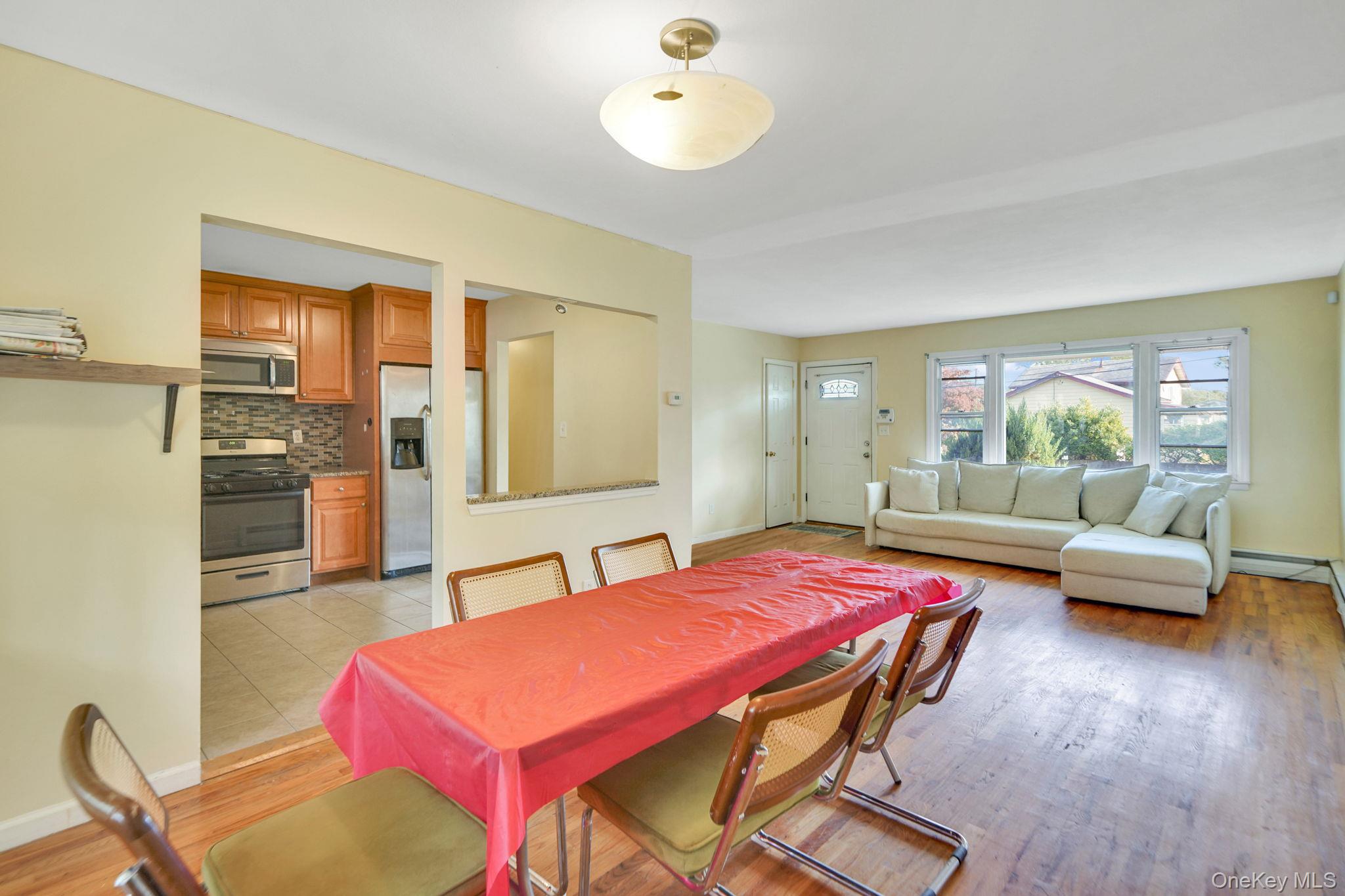 #6 photo, 3 Radburn Lane, Port Jefferson Station , NY 11776