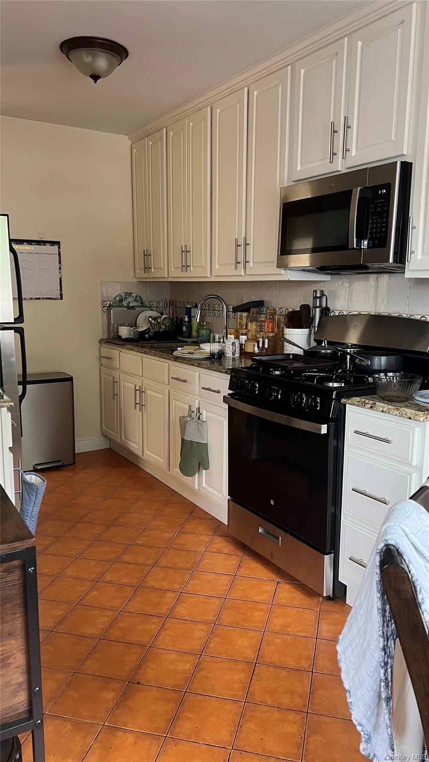 #3 photo, 24-14 93 Street, クイーンズ区 East Elmhurst , NY 11369