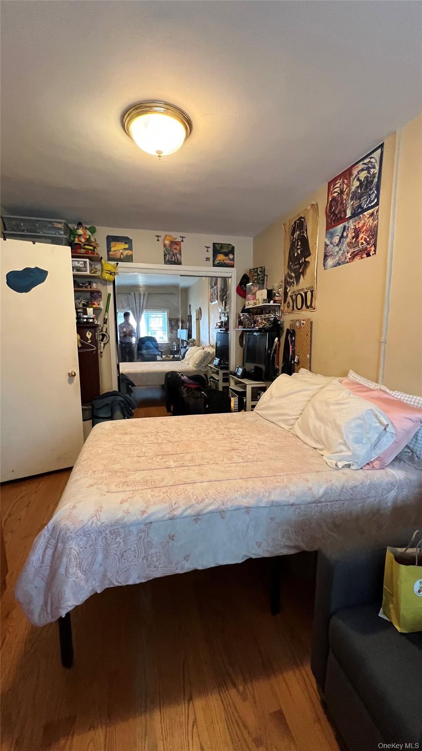 #9 photo, 24-14 93 Street, クイーンズ区 East Elmhurst , NY 11369