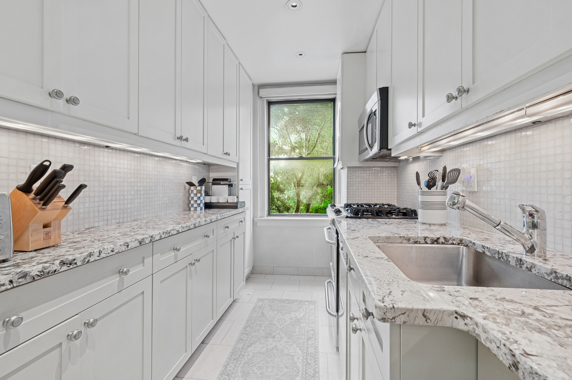 #10 photo, 865 United Nations Plaza, マンハッタン Turtle Bay , NY 10017