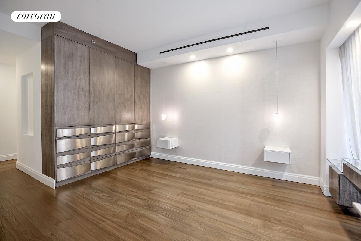 #10 photo, 33 W 56TH Street, マンハッタン Midtown , NY 10019