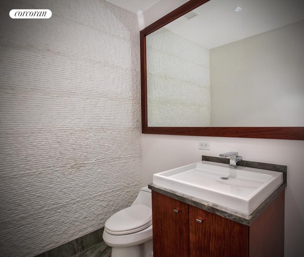 #17 photo, 33 W 56TH Street, マンハッタン Midtown , NY 10019