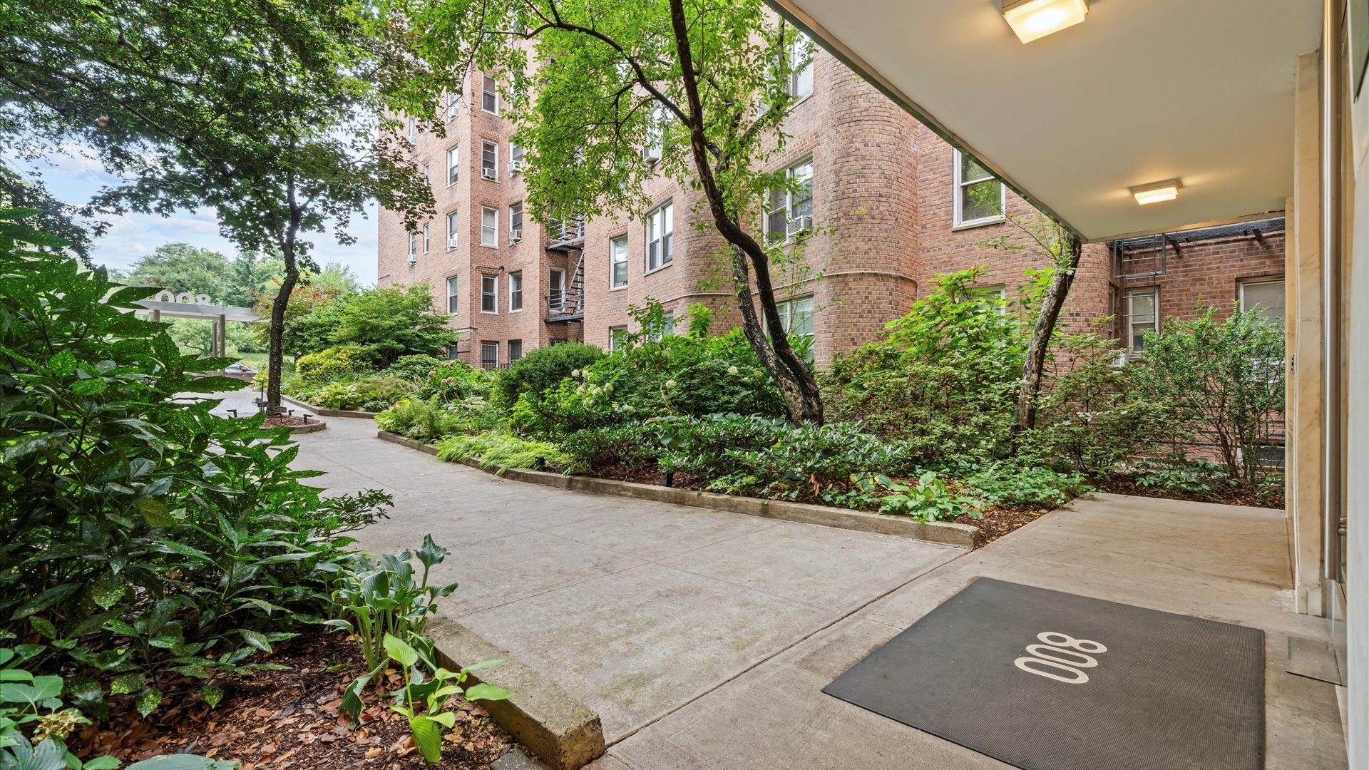 #14 photo, 800 Grand Concourse, Concourse , NY 10451