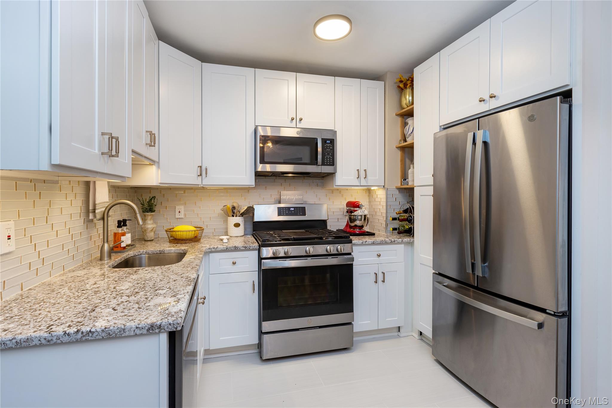 #5 photo, 2621 Palisade Avenue, Bronx , NY 10463