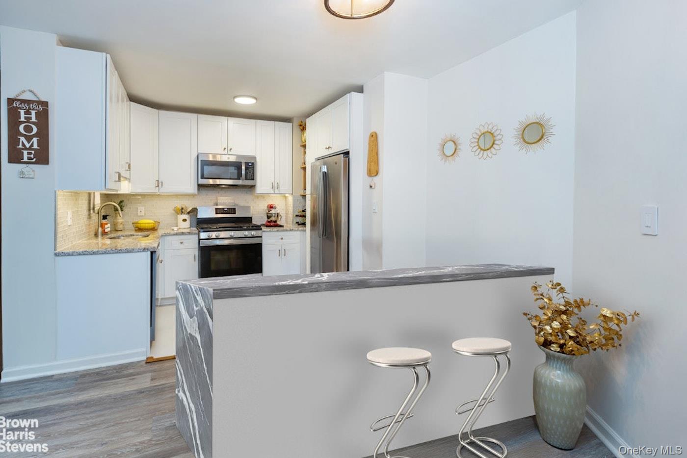 #6 photo, 2621 Palisade Avenue, Bronx , NY 10463