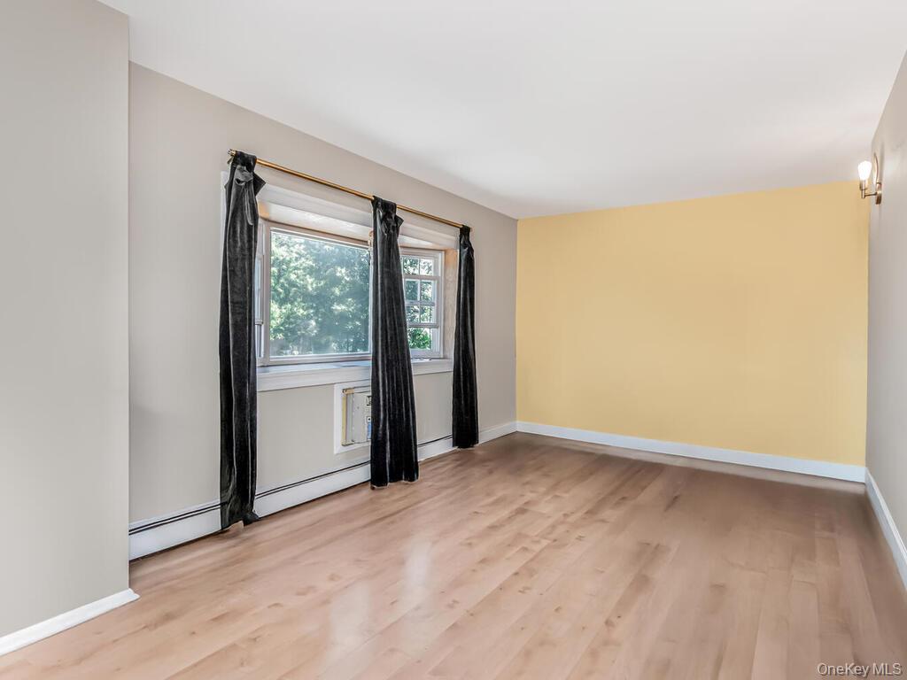 #10 photo, 1035 Bryant Avenue, Bronx , NY 10459