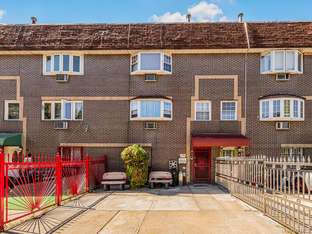 #2 photo, 1035 Bryant Avenue, Bronx , NY 10459