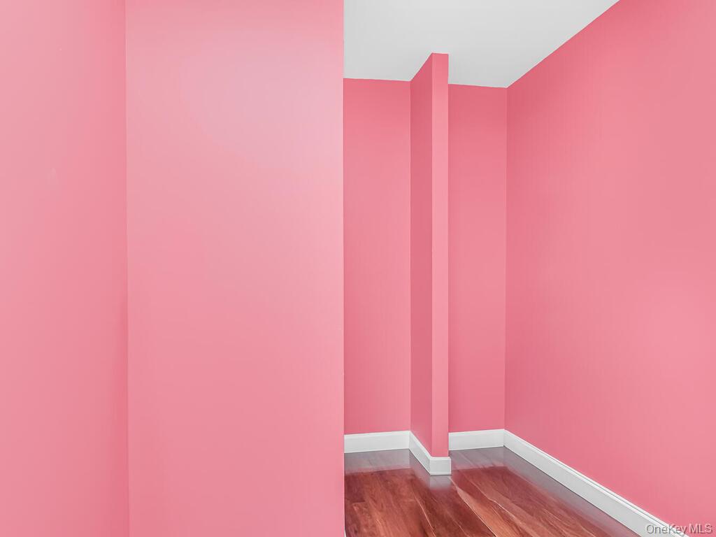 #20 photo, 1035 Bryant Avenue, Bronx , NY 10459