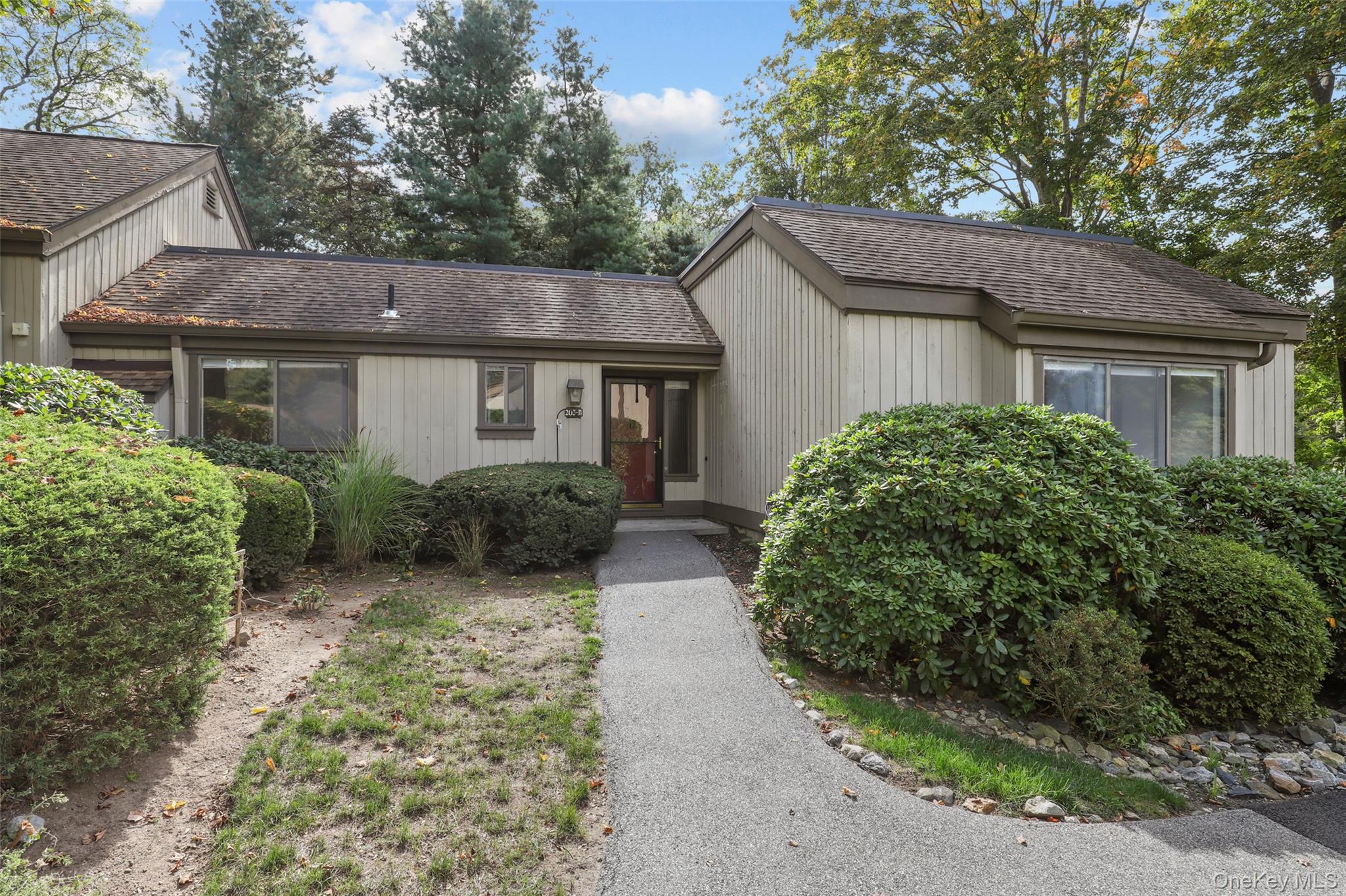 #1 photo, 205 Heritage Hills, Somers , NY 10589
