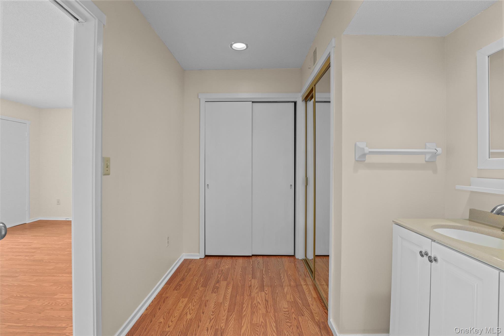 #11 photo, 205 Heritage Hills, Somers , NY 10589