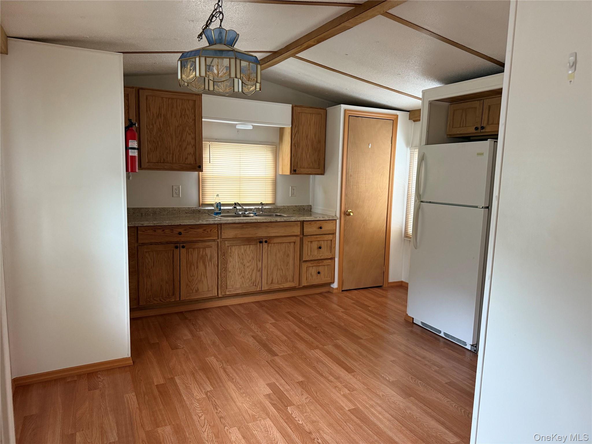 #4 photo, 28 Orsland Lane, Hurley , NY 12491